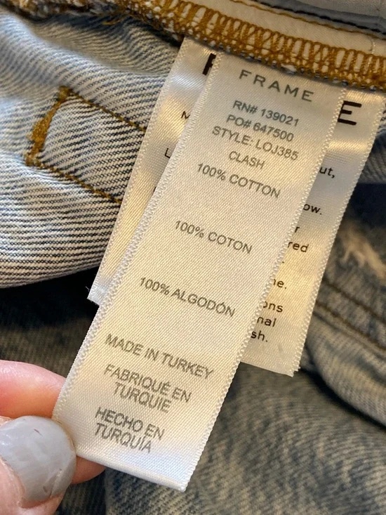 Frame "Le Original" button fly straight-leg jeans in a distressed Size 30 - Picture 6 of 13